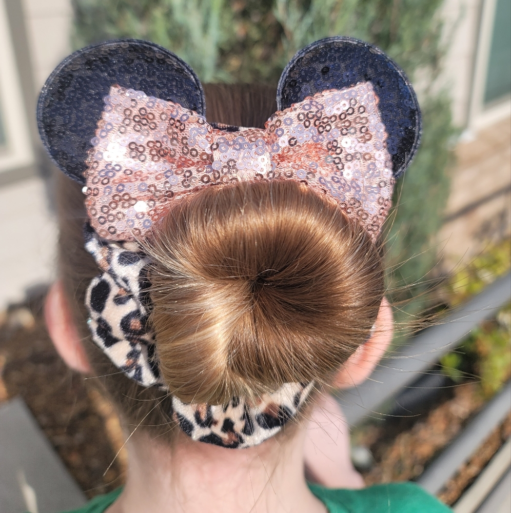 "Liddle" Ears- 1 scrunchie- Choose which style you Love- Brand New with Tags